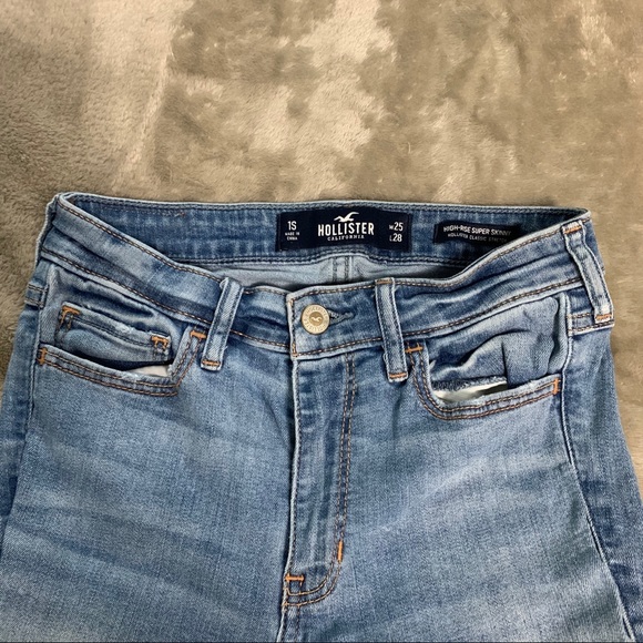 Hollister High Rise Super Skinny Cuffed Jeans 1S - Picture 4 of 5